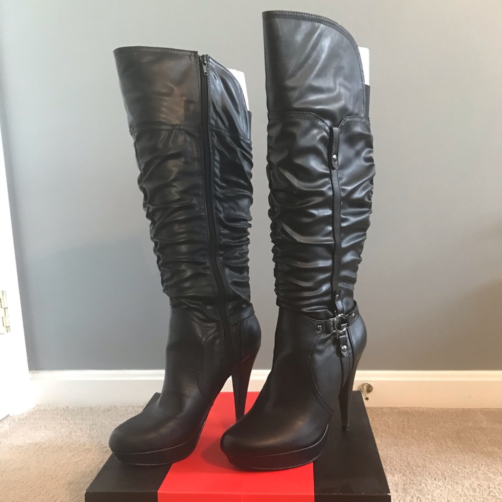 Guess black knee high Boot